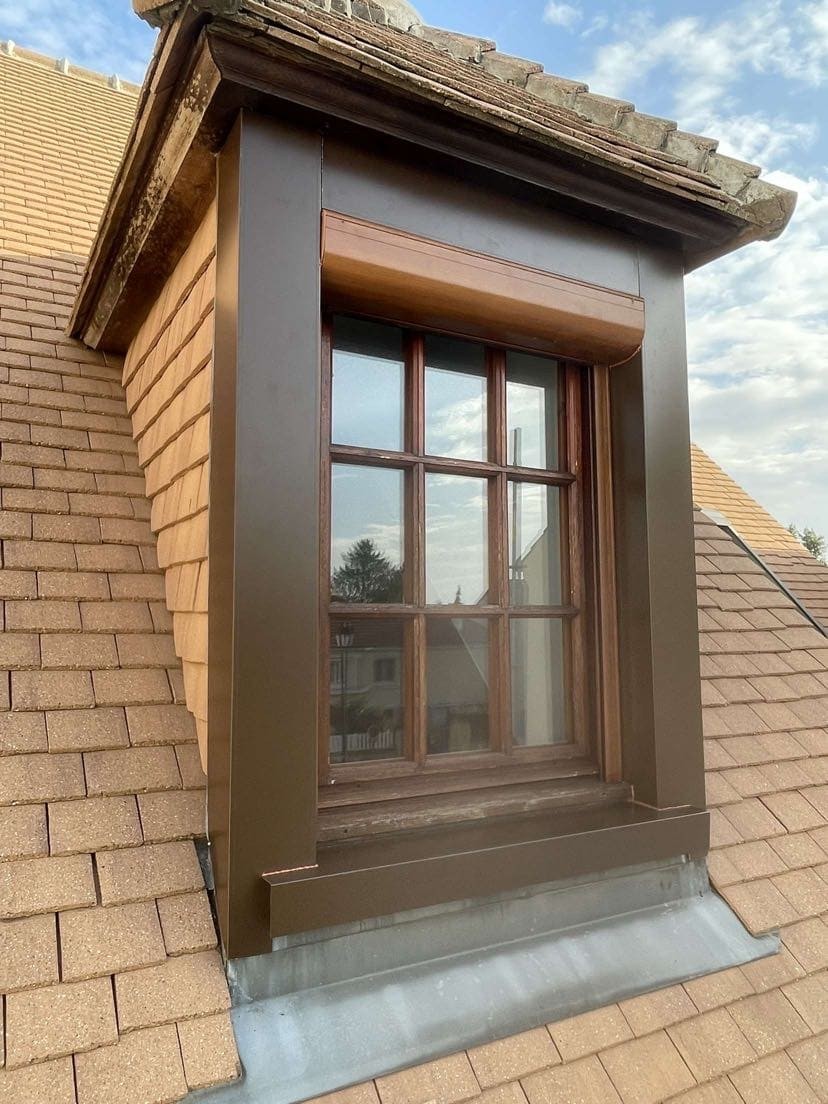 Couvreurs, charpentiers, zingueurs, peintres, façadiers et ramoneurs à Bois d'Arcy (78390) dans les Yvelines (78)