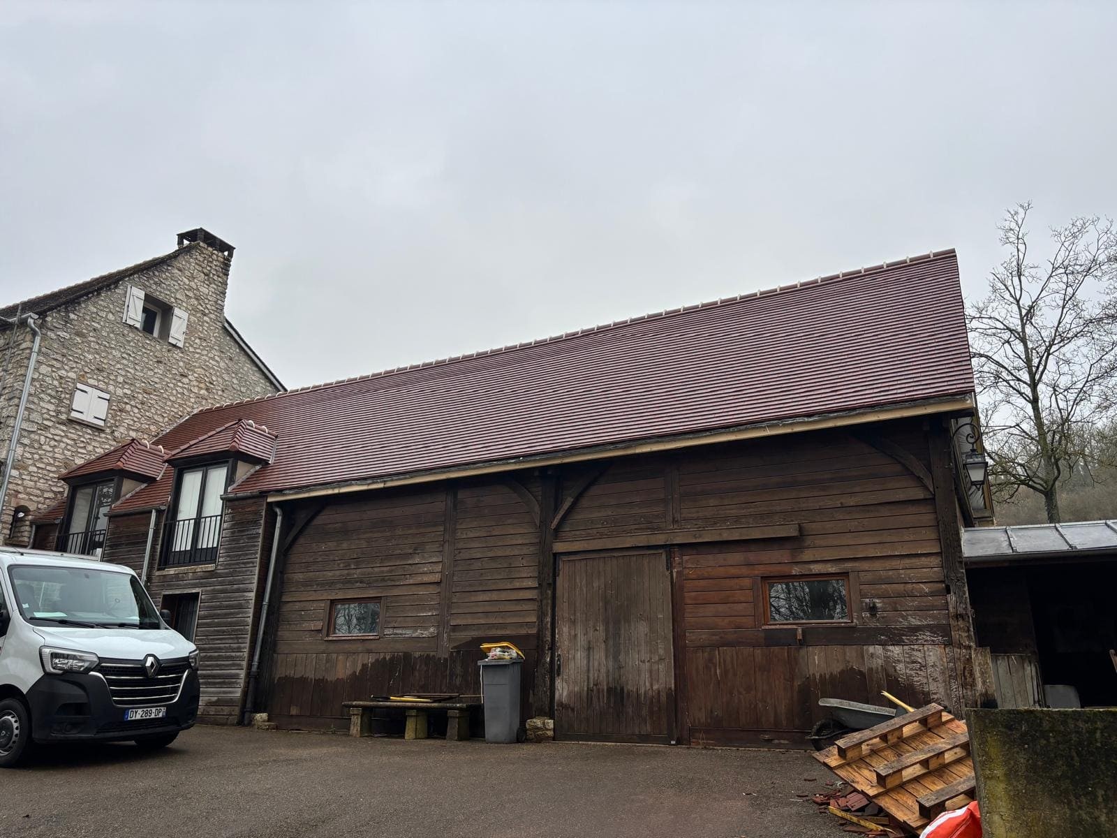 Couvreurs, charpentiers, zingueurs, peintres, façadiers et ramoneurs à Bois d'Arcy (78390) dans les Yvelines (78)