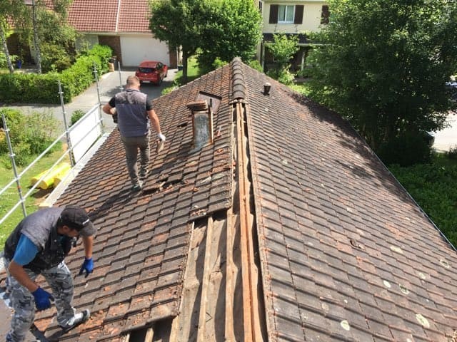 Couvreurs, charpentiers, zingueurs, peintres, façadiers et ramoneurs à Bois d'Arcy (78390) dans les Yvelines (78)