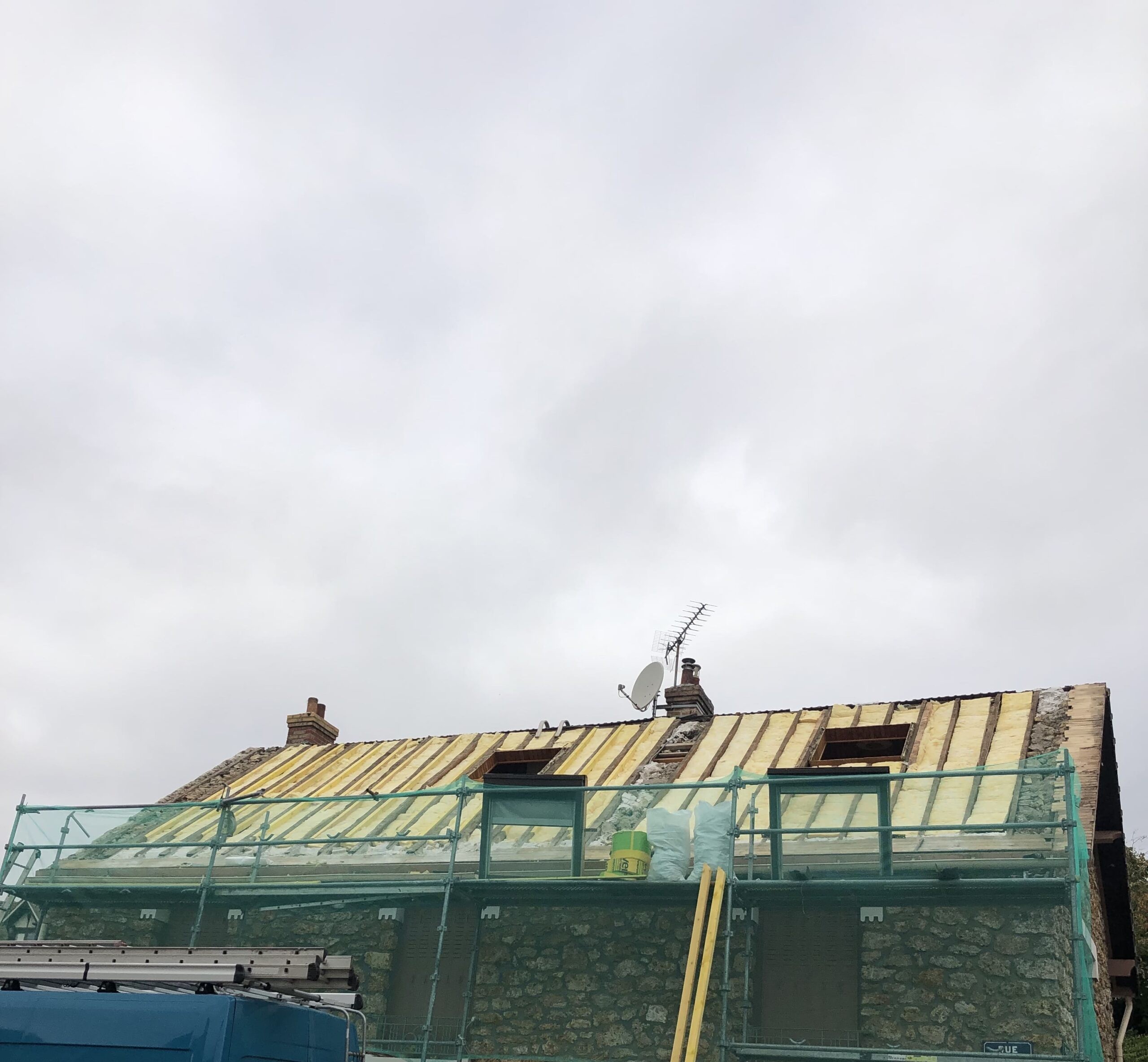 Couvreurs, charpentiers, zingueurs, peintres, façadiers et ramoneurs à Bois d'Arcy (78390) dans les Yvelines (78)