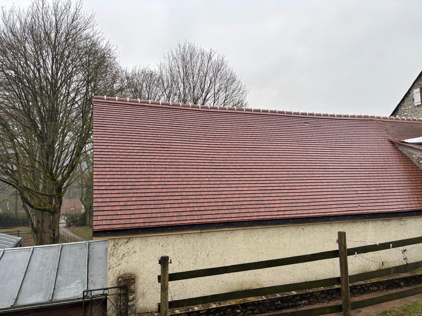 Couvreurs, charpentiers, zingueurs, peintres, façadiers et ramoneurs à Bois d'Arcy (78390) dans les Yvelines (78)