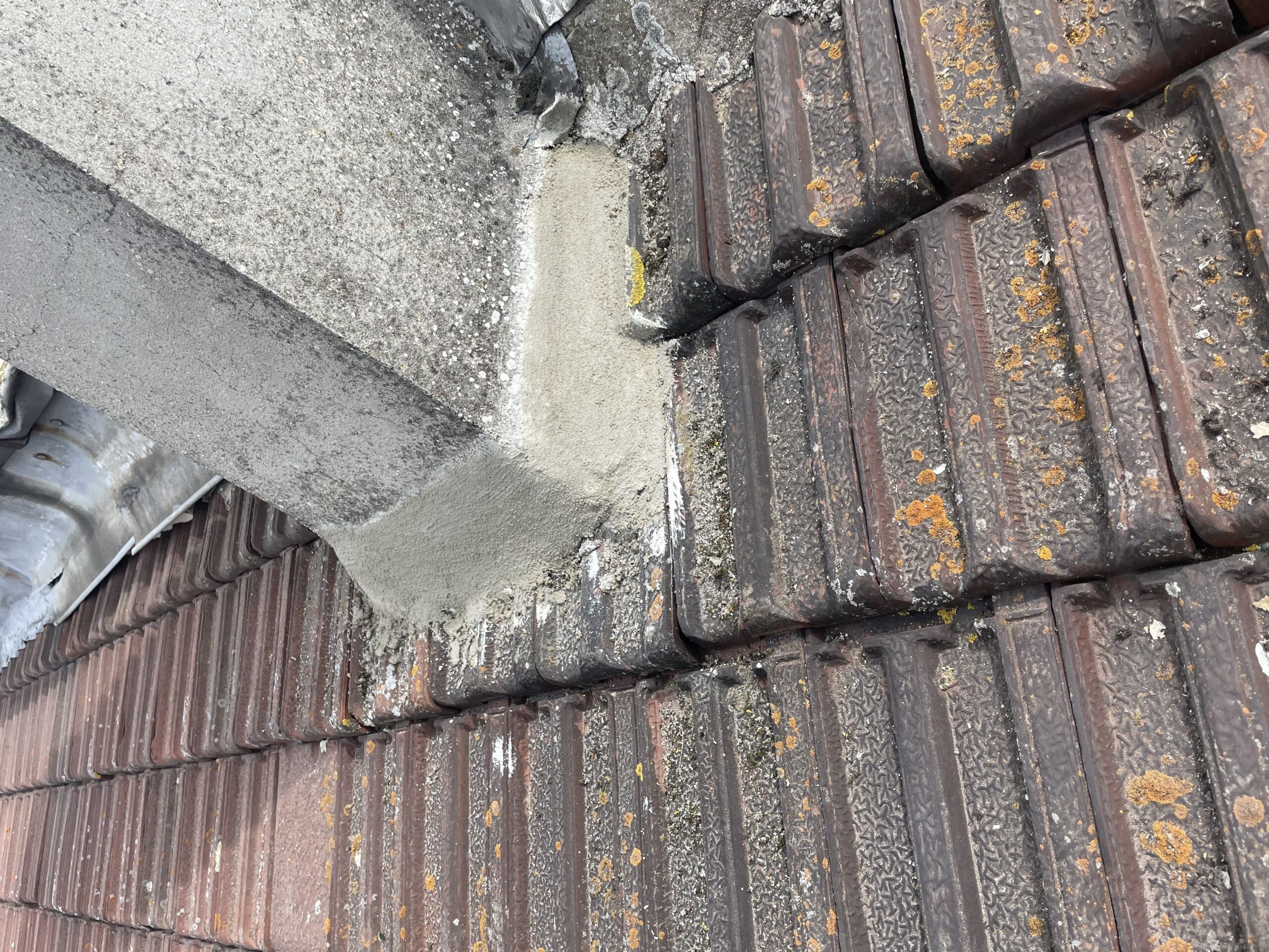 Couvreurs, charpentiers, zingueurs, peintres, façadiers et ramoneurs à Bois d'Arcy (78390) dans les Yvelines (78)