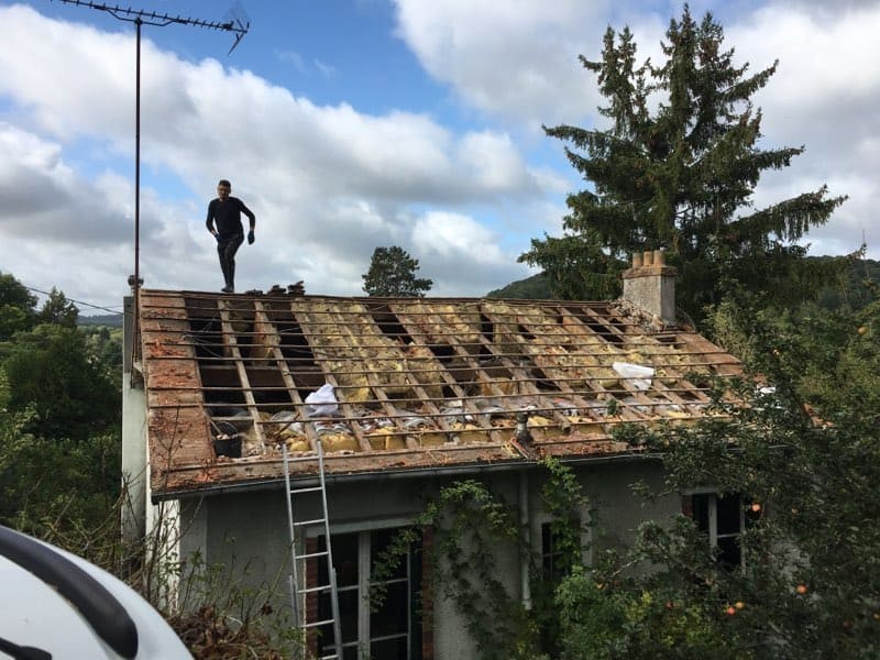 Couvreurs, charpentiers, zingueurs, peintres, façadiers et ramoneurs à Bois d'Arcy (78390) dans les Yvelines (78)